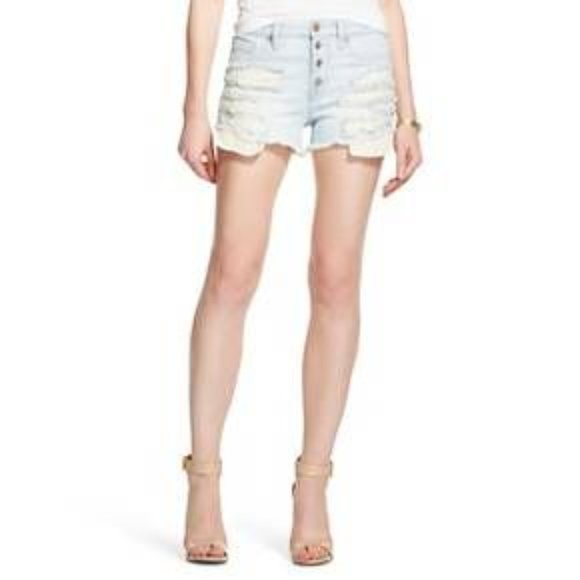Target Mossimo Light Wash Distressed Denim Shorts Size 29 - Picture 1 of 4
